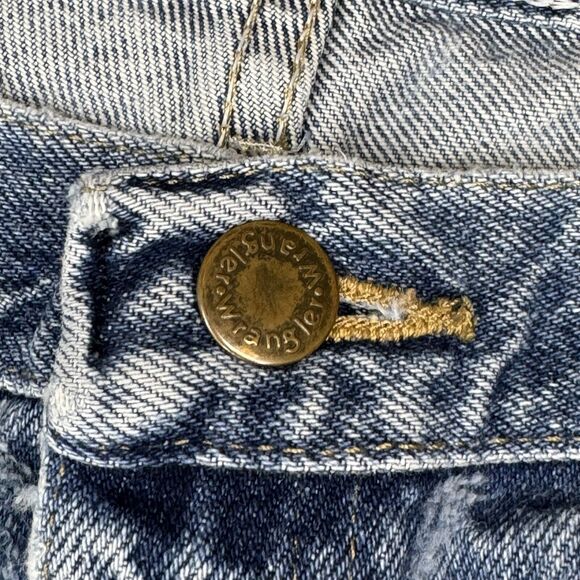WRANGLER Authentic Jeans Regular Light Wash Straight Distressed 35x30 Fit 32x29 - Picture 6 of 10
